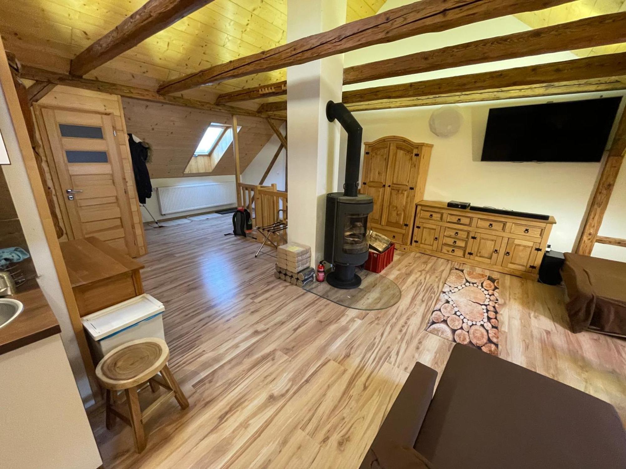 Apartmany Pod Kloboukem 야히모프 외부 사진